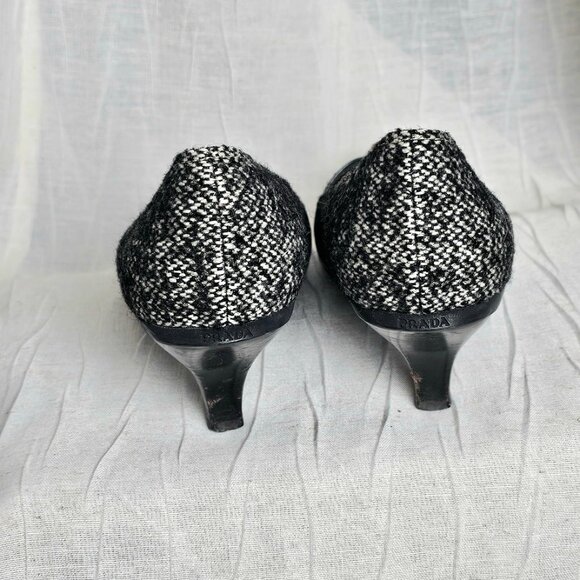 PRADA Tweed & Patent Leather Kitten Heels Pumps – With Box - Picture 5 of 16